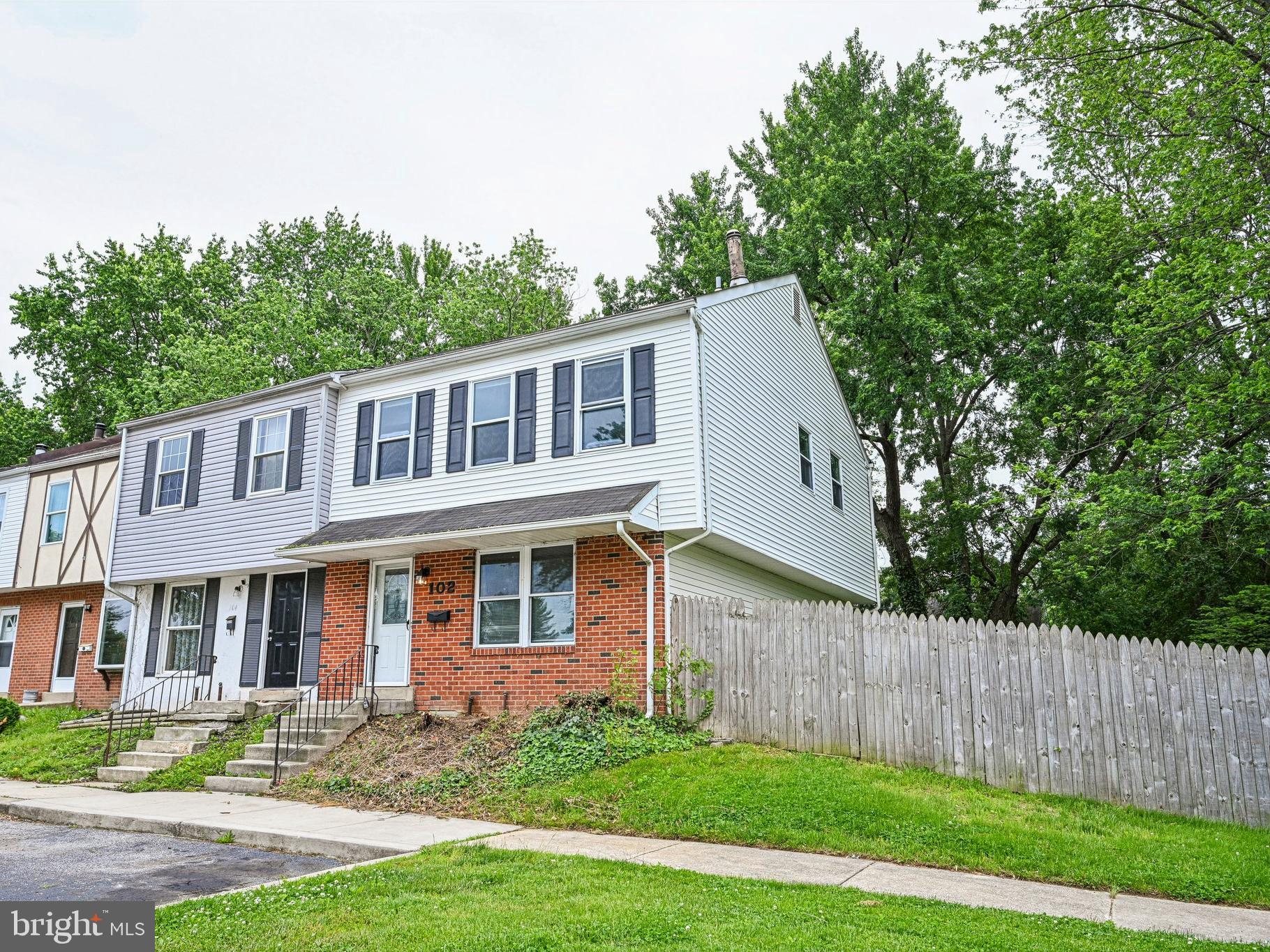 102 Hopkins Court Newark, DE 19713 - Photo 1 of 32