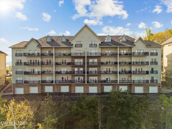 $399,900 | 313 Sandpiper Lane, Bean Station, TN 37708