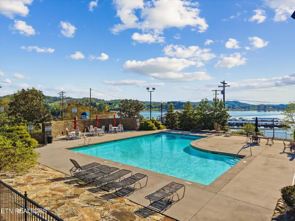 $399,900 | 313 Sandpiper Lane, Bean Station, TN 37708