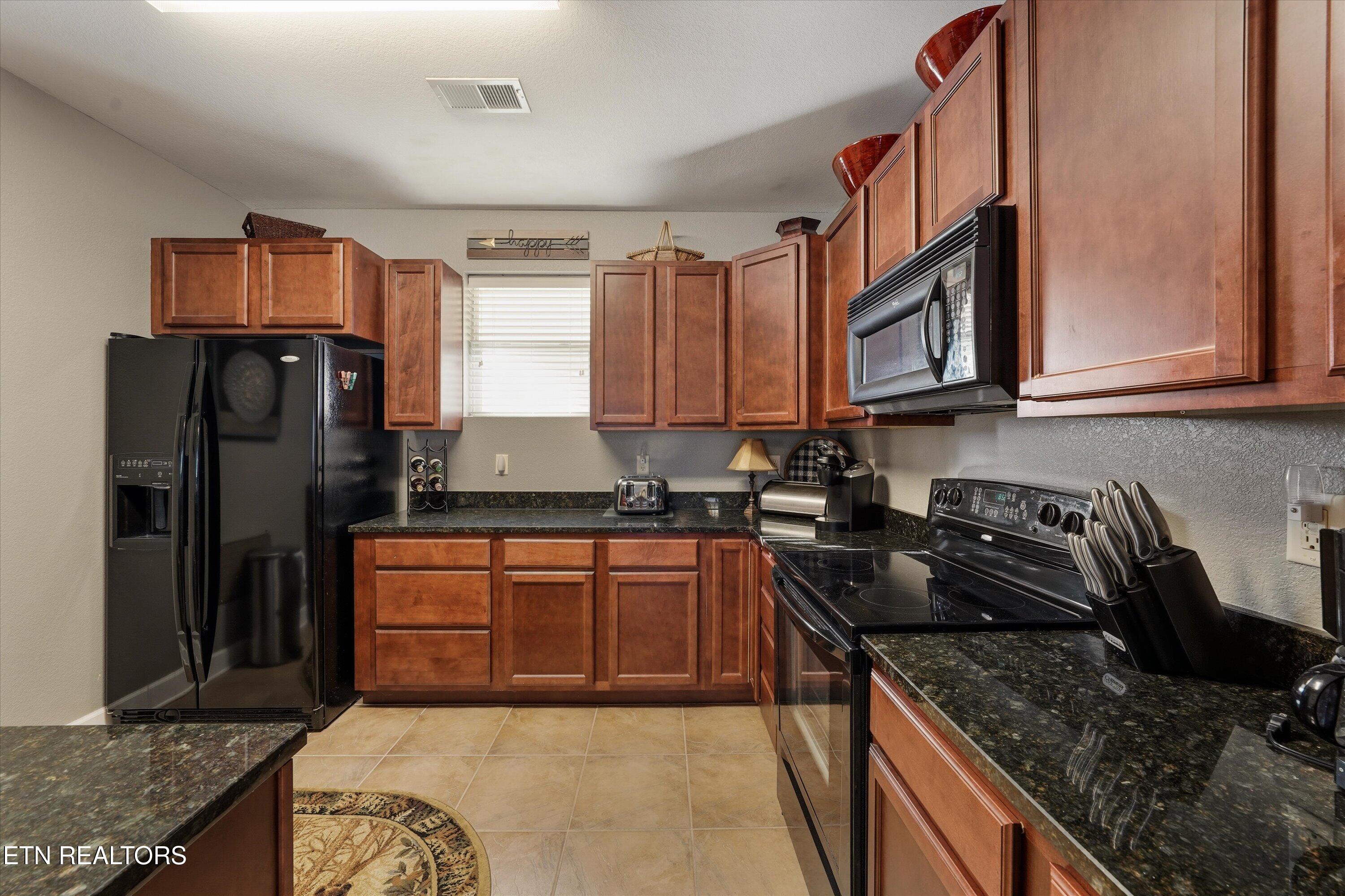 313 Sandpiper Lane Bean Station, TN 37708 - Photo 10 of 36 13-313 Sandpiper Ln 15