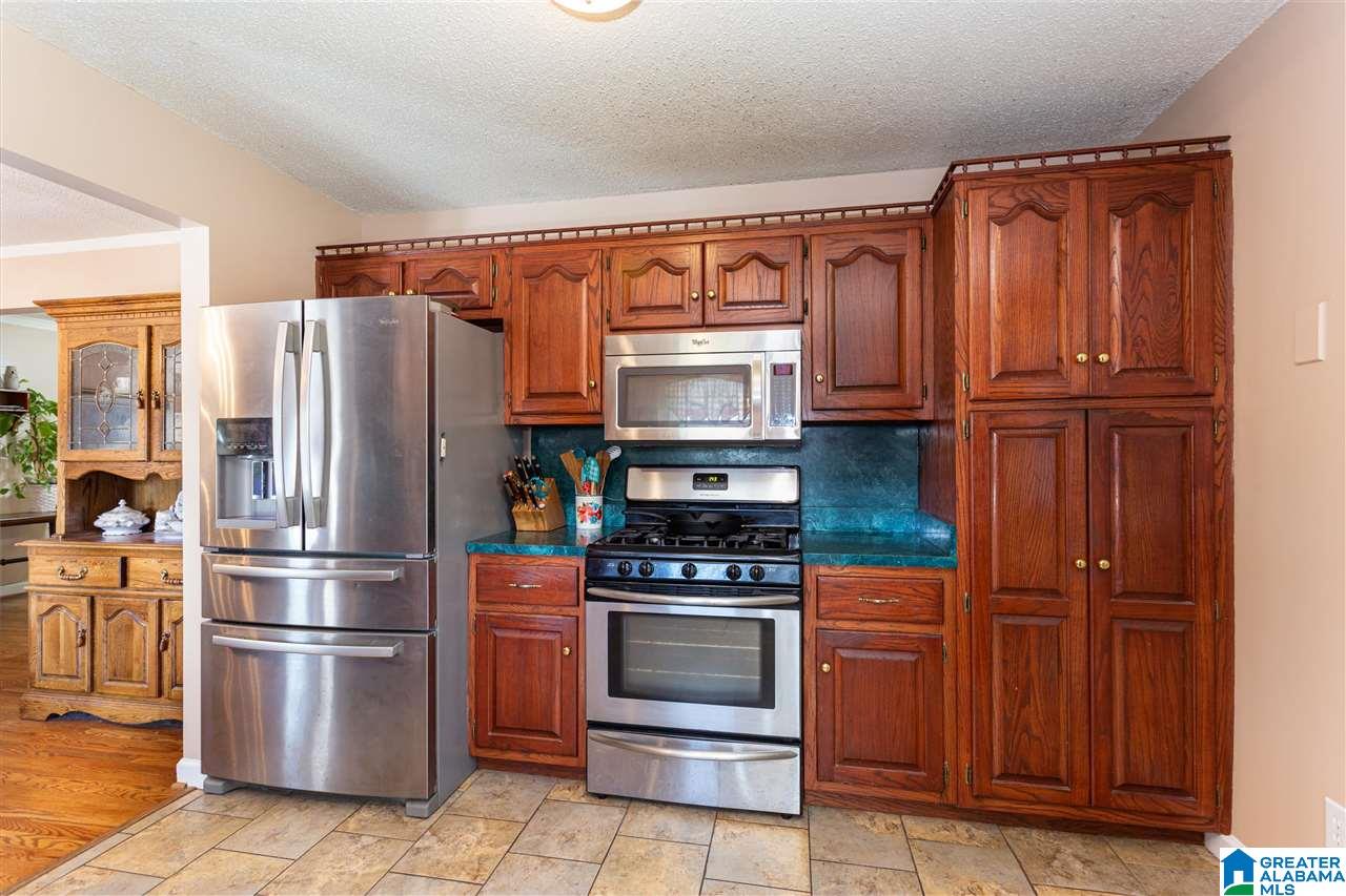 135 Northeast Nichols Road Leeds, AL 35094 - Photo 11 of 43