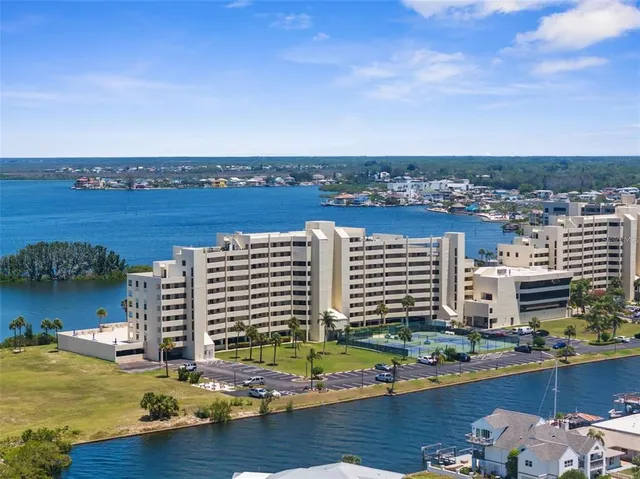 $225,000 | 5915 Sea Ranch Drive, Unit 211, Hudson, FL 34667