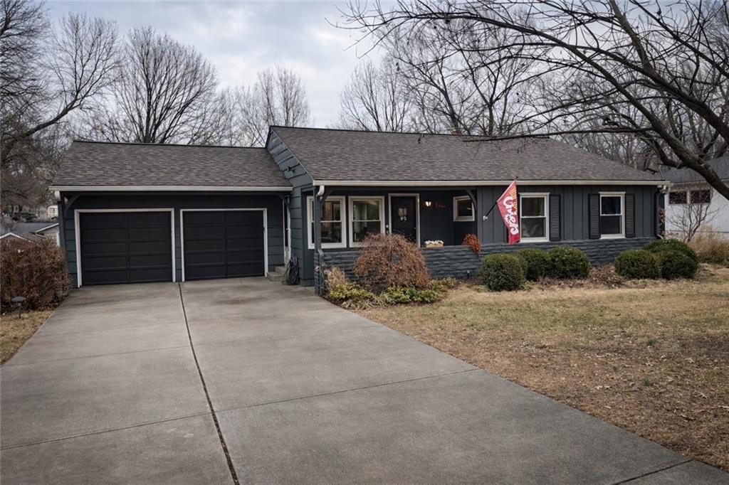 7745 Reeds Road Prairie Village, KS 66208 - Photo 1 of 25