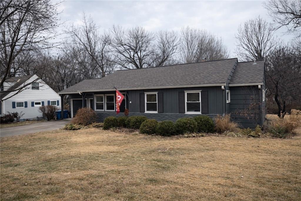 7745 Reeds Road Prairie Village, KS 66208 - Photo 2 of 25