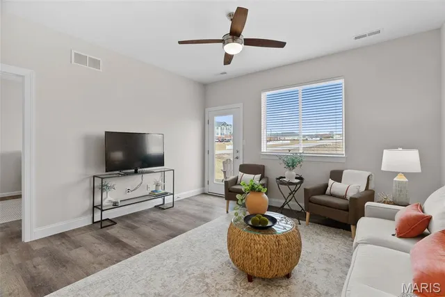 $255,714 | 897 Walter Way, Washington, MO 63090