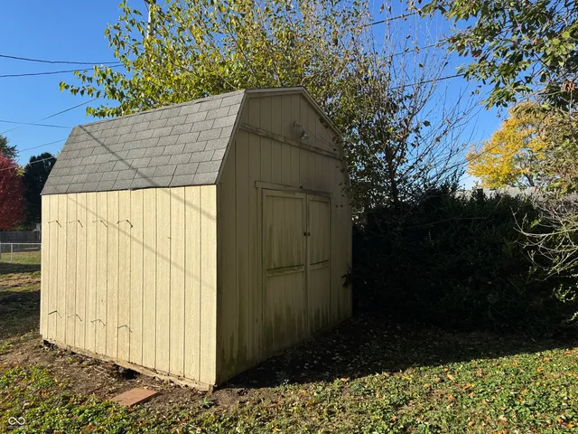 $129,900 | 6316 Vigo Drive, Clayton, IN 46118