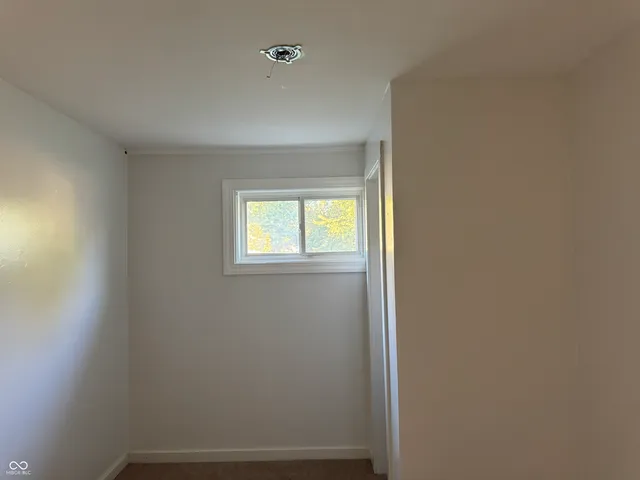 $129,900 | 6316 Vigo Drive, Clayton, IN 46118