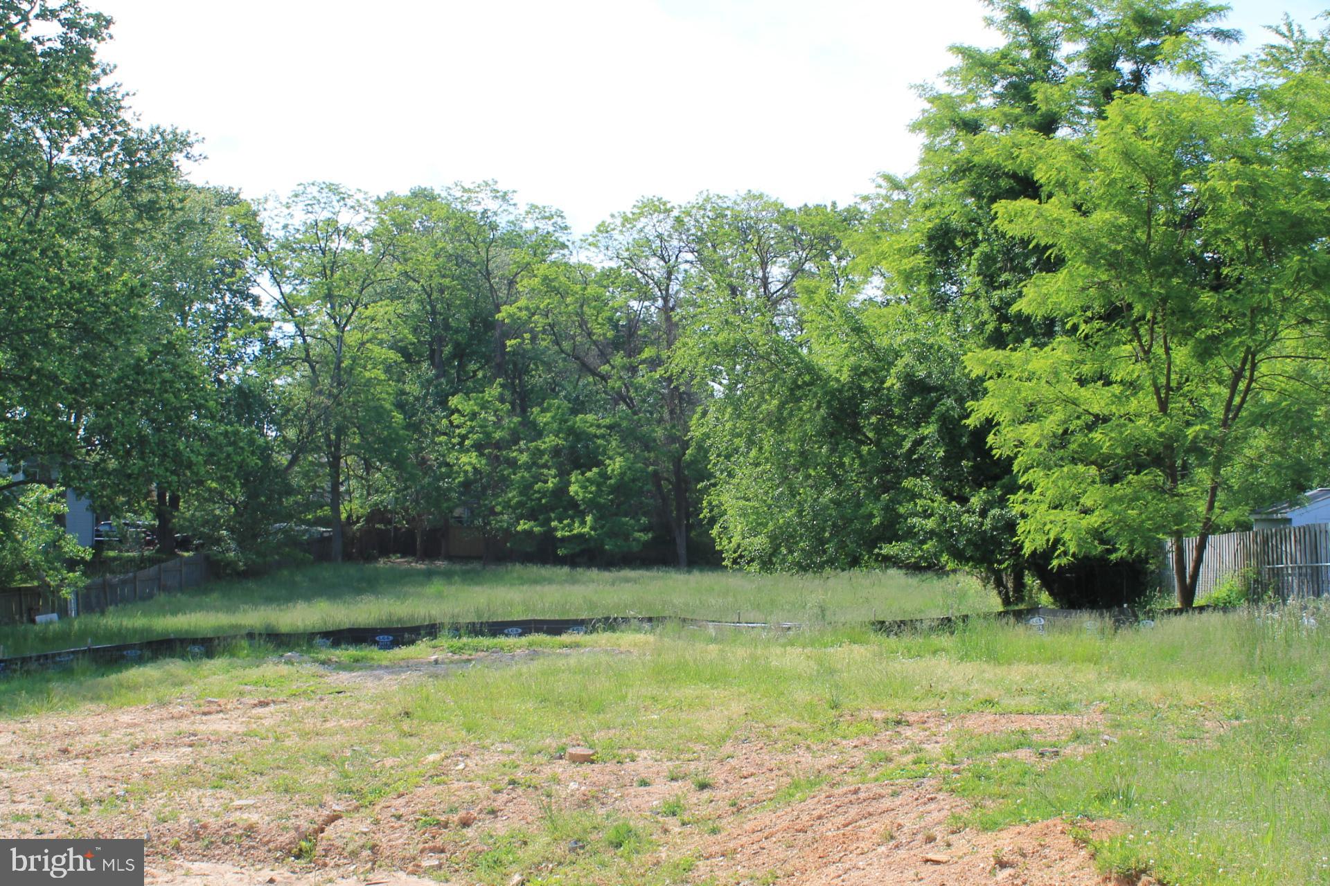 316 Tapawingo Road Southeast Vienna, VA 22180 - Photo 1 of 6 Great One Acre Lot