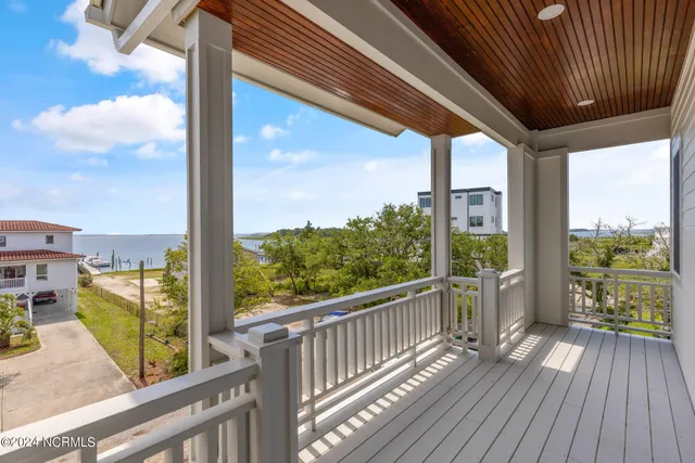 $1,325,000 | 1508 Marsh Cove Lane, Wilmington, NC 28409