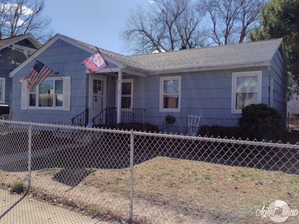 10 Monrovia Street Springfield, MA 01104 - Photo 3 of 17 Gallery Image 3