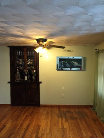 10 Monrovia Street Springfield, MA 01104 - Photo 9 of 17 Gallery Image 9