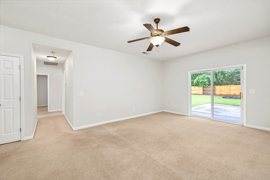 2820 Amidala Lane Sumter, SC 29153 - Photo 10 of 35