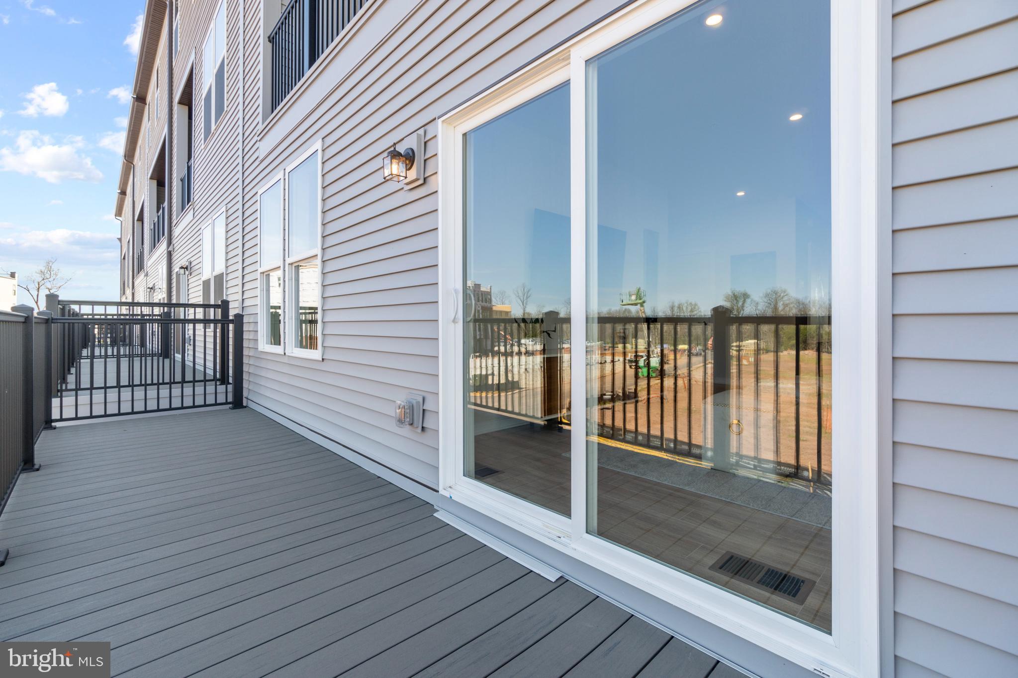 43744 Transit Square Ashburn, VA 20147 - Photo 2 of 35