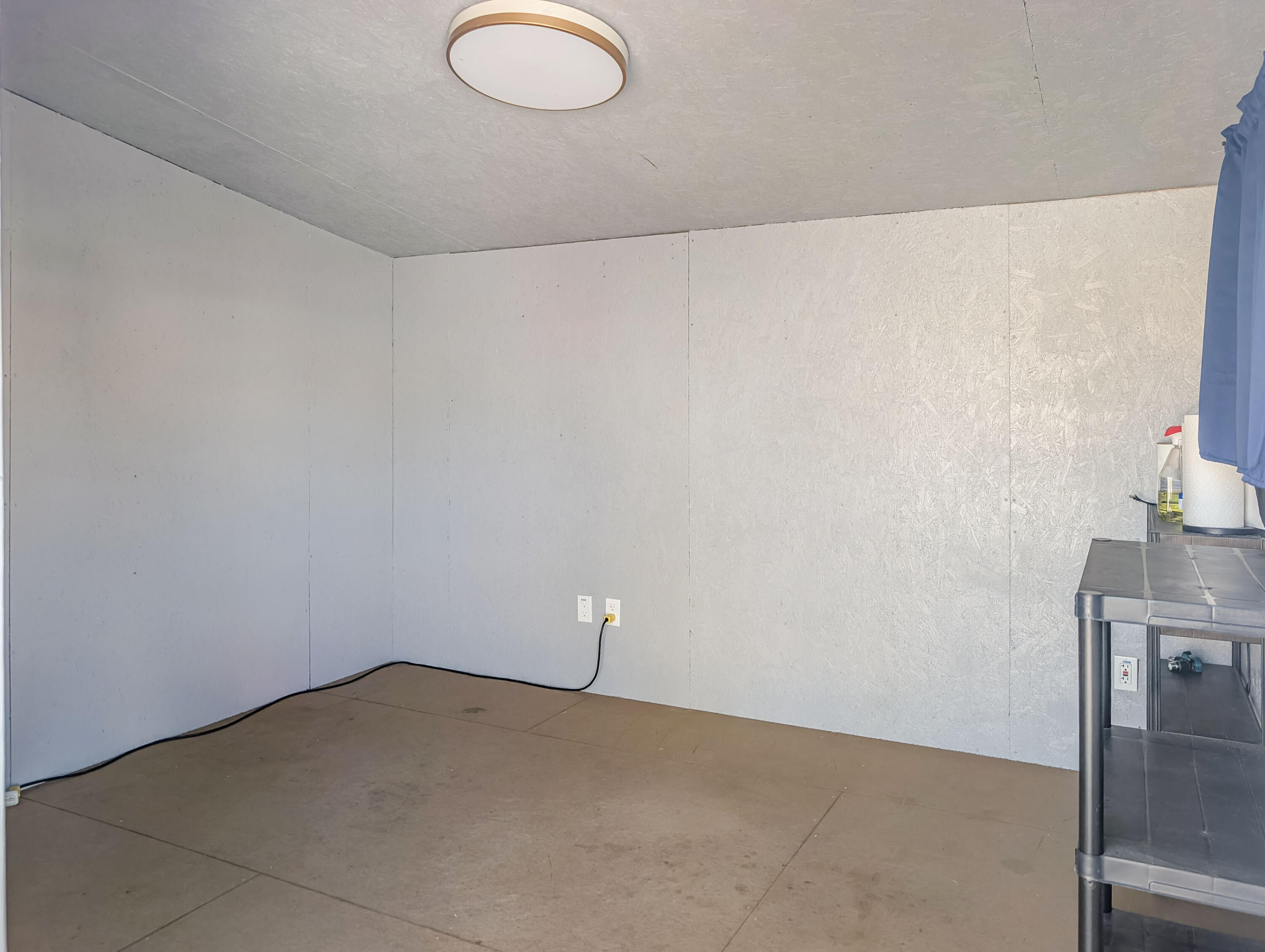 70200 Dillon Road, Unit 341 Desert Hot Springs, CA 92241 - Photo 14 of 33 Shed Interior