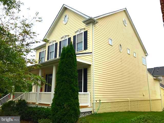 12110 Cypress Spring Road Clarksburg, MD 20871 - Photo 3 of 3 Right Side