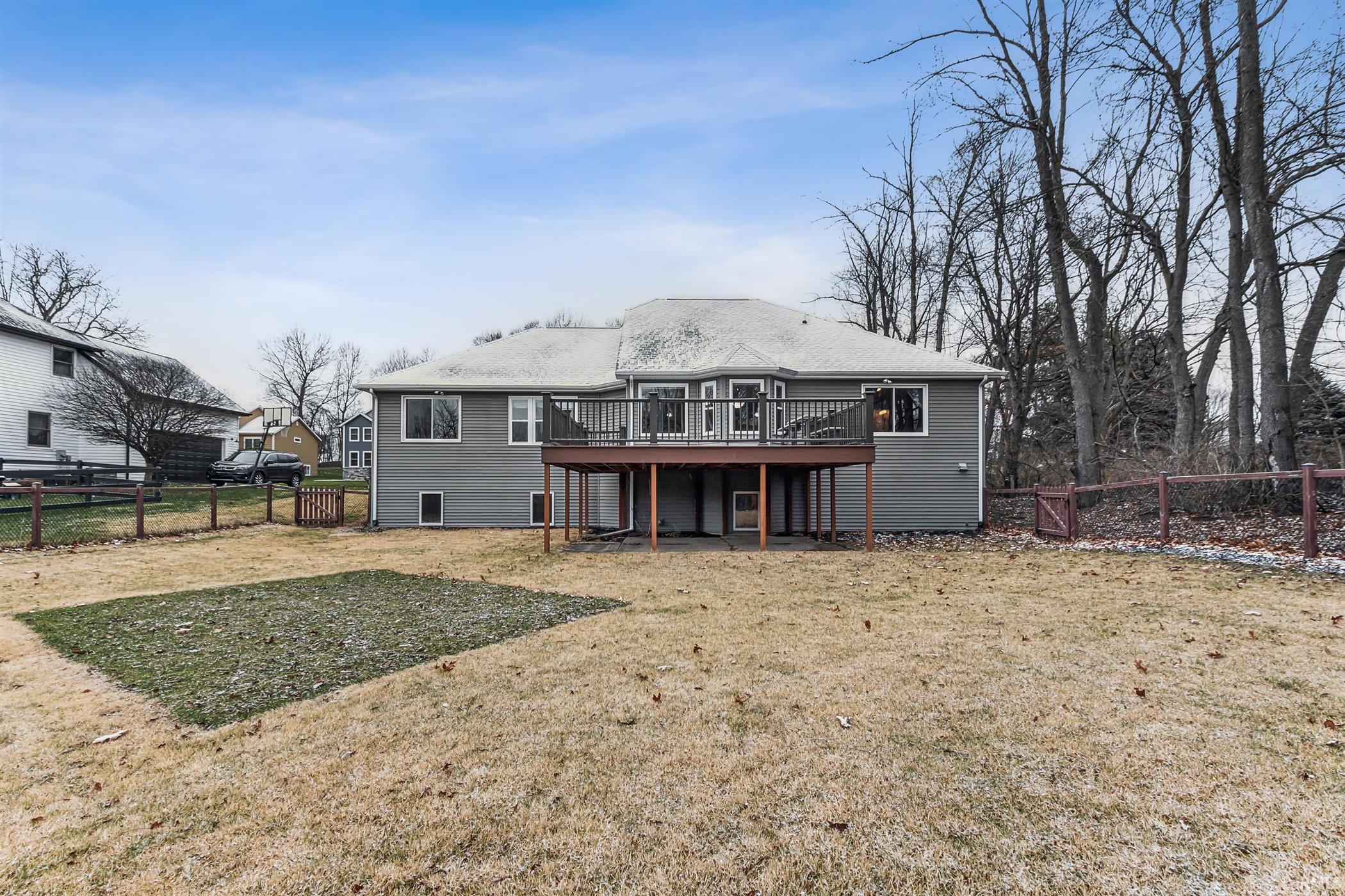 300 Rigg Street New Carlisle, IN 46552 - Photo 9 of 36 Gallery Image 9