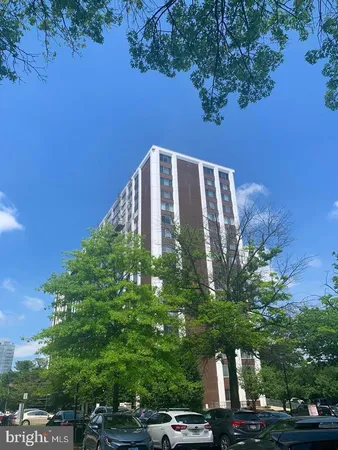 $1,850 | 11801 Rockville Pike, Unit 709, Rockville, MD 20852