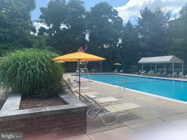 $1,880 | 11801 Rockville Pike, Unit 709, Rockville, MD 20852