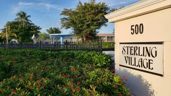 $1,400 | 620 Horizon West, Unit 207, Boynton Beach, FL 33435