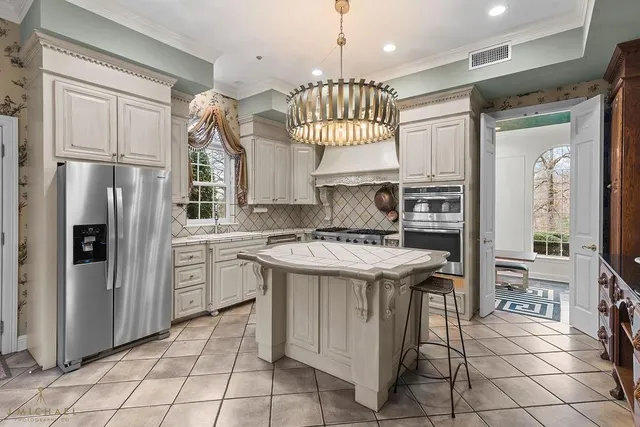 $607,000 | 4631 Cambridge Circle, Shreveport, LA 71107