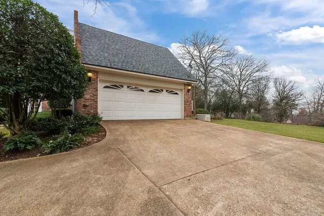 $607,000 | 4631 Cambridge Circle, Shreveport, LA 71107