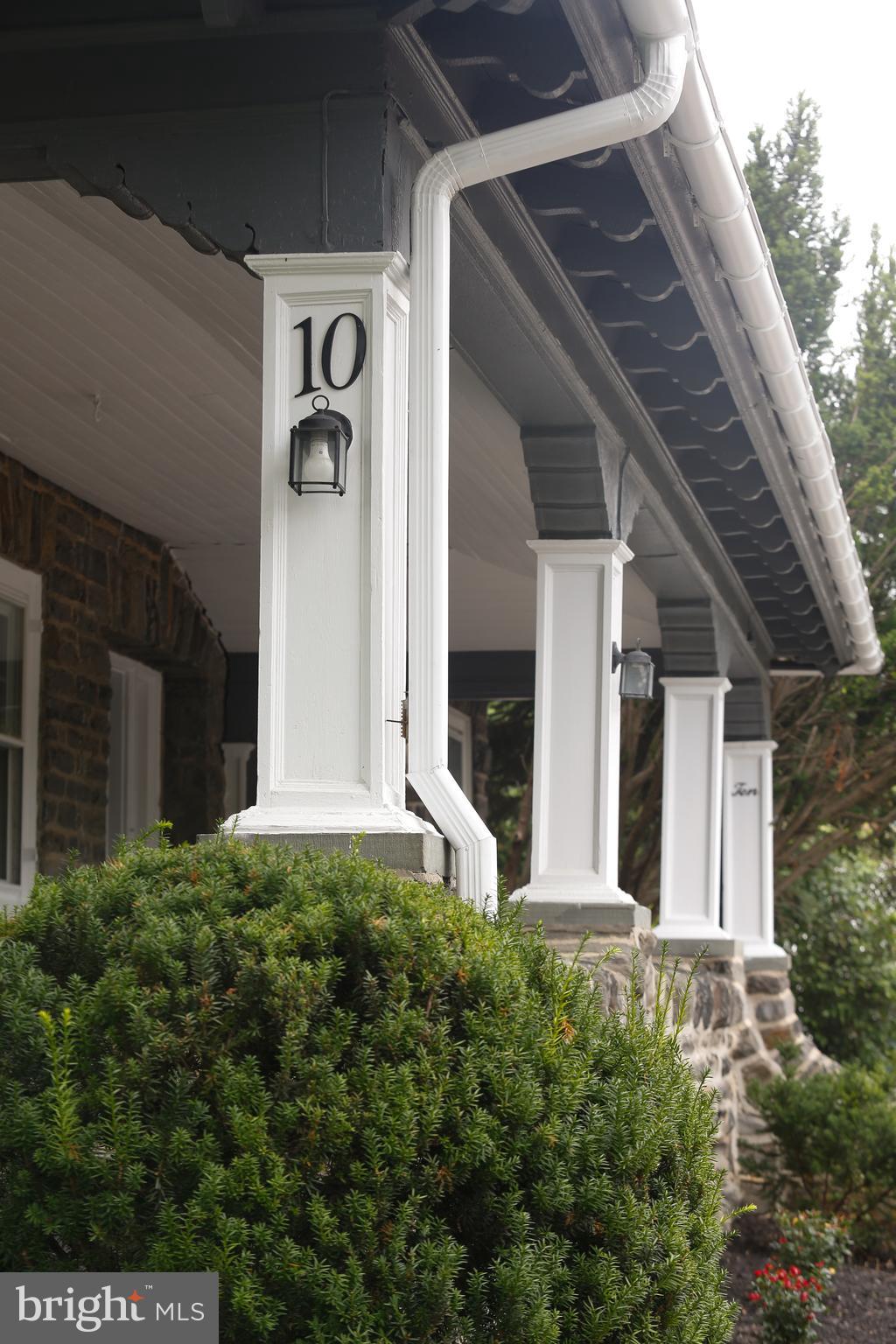 10 Simpson Road Ardmore, PA 19003 - Photo 3 of 52