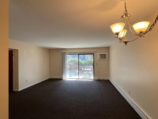 $2,950 | 33 Paul Street, Unit 3314, Newton, MA 02459