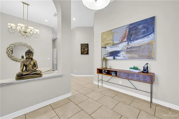 $4,250 | 5706 North 3rd Lane, McAllen, TX 78504