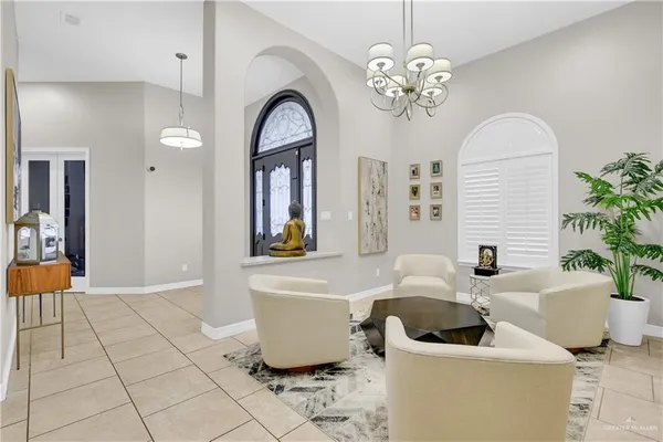 $4,250 | 5706 North 3rd Lane, McAllen, TX 78504