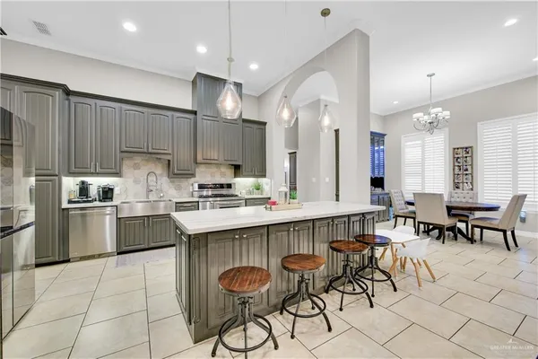 $4,250 | 5706 North 3rd Lane, McAllen, TX 78504