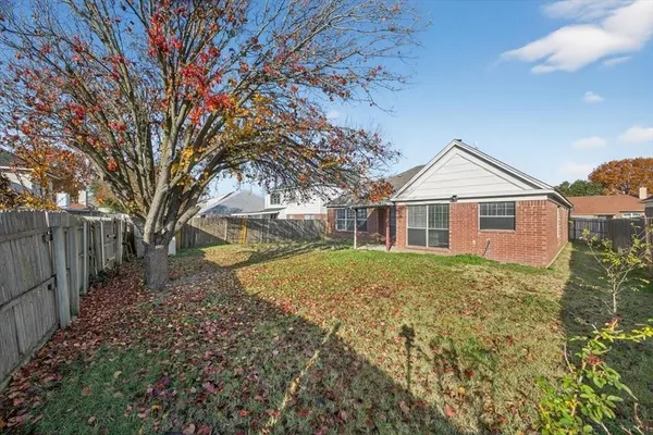 $1,925 | 920 Danforth Place, Arlington, TX 76017