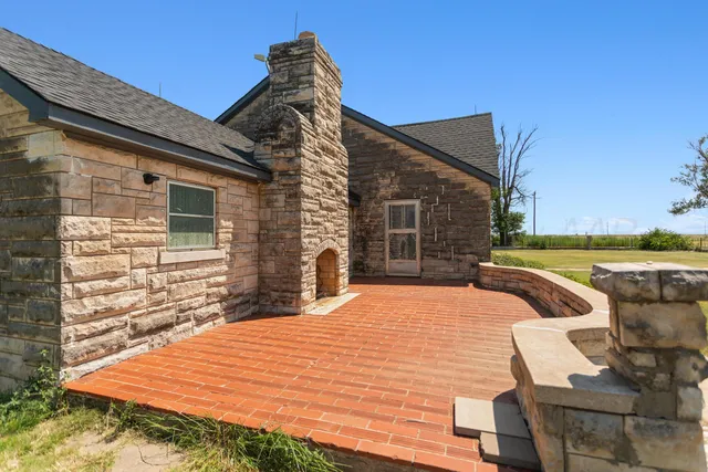 $390,000 | 14210 Farm To Market Road 1261, Spearman, TX 79081