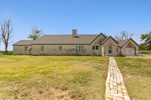 $390,000 | 14210 Farm To Market Road 1261, Spearman, TX 79081