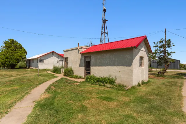 $390,000 | 14210 Farm To Market Road 1261, Spearman, TX 79081