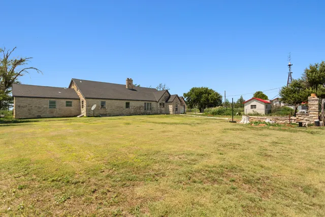 $390,000 | 14210 Farm To Market Road 1261, Spearman, TX 79081