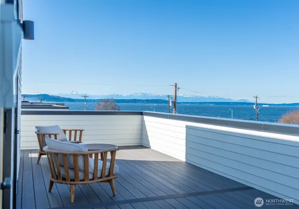 $969,000 | 2626 58th Avenue Southwest, Unit A, Seattle, WA 98116