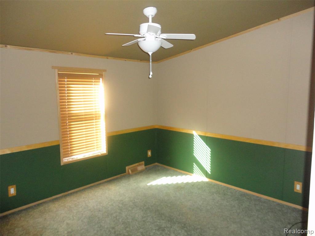3862 Ryans Ridge Monroe, MI 48161 - Photo 14 of 17