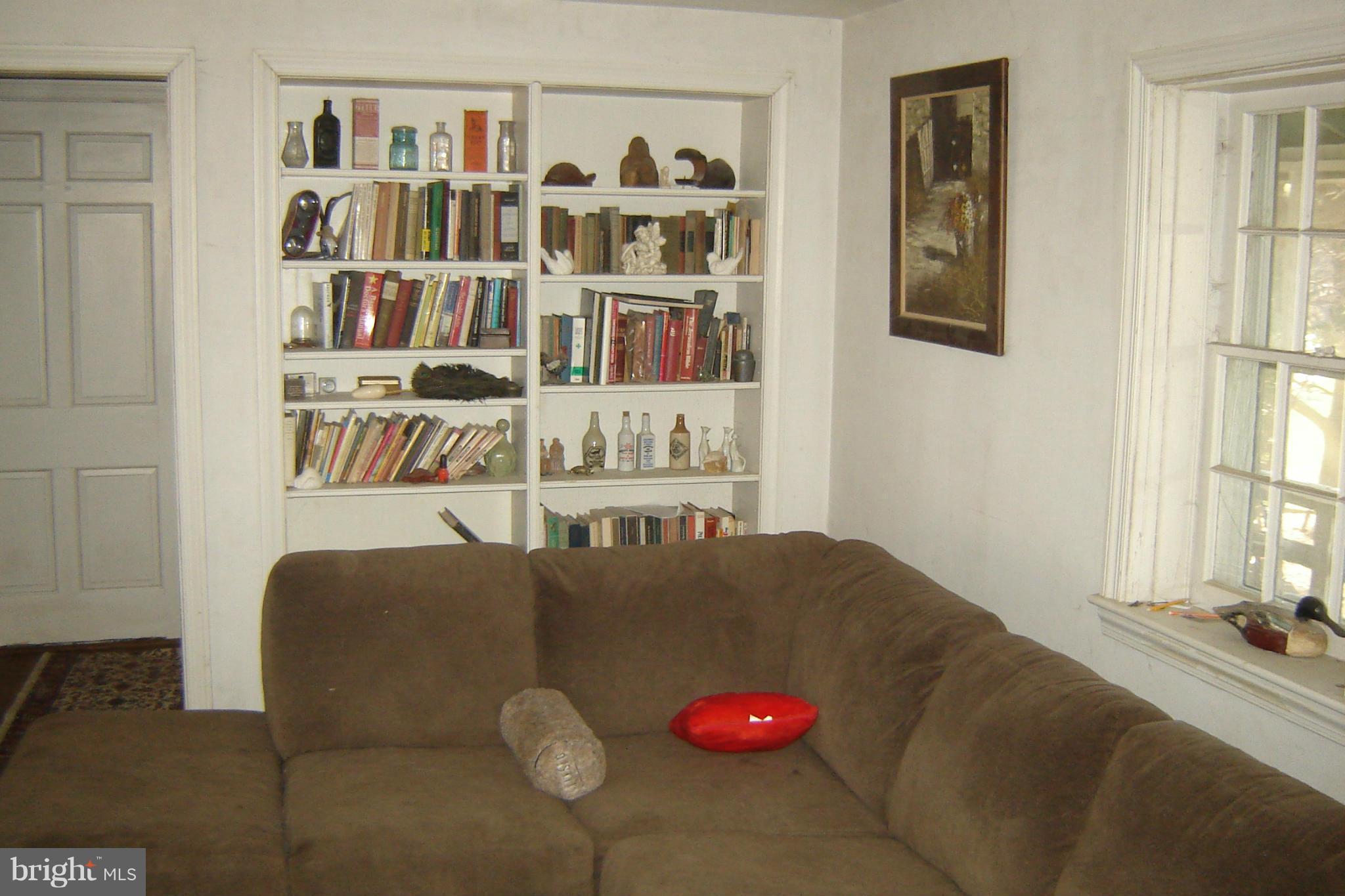 6902 Brooks Road Highland, MD 20777 - Photo 8 of 9 Living Room