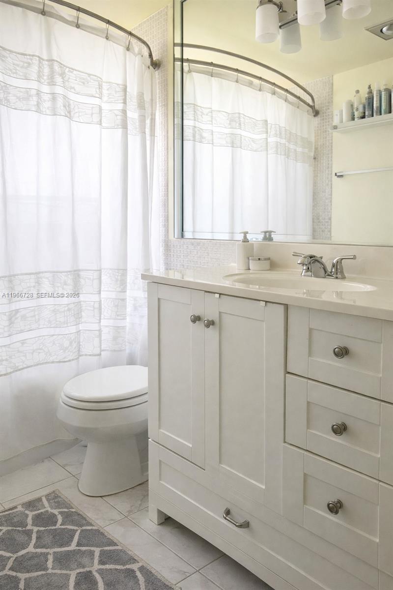 354 Mansfield I, Unit 354 Boca Raton, FL 33434 - Photo 6 of 16