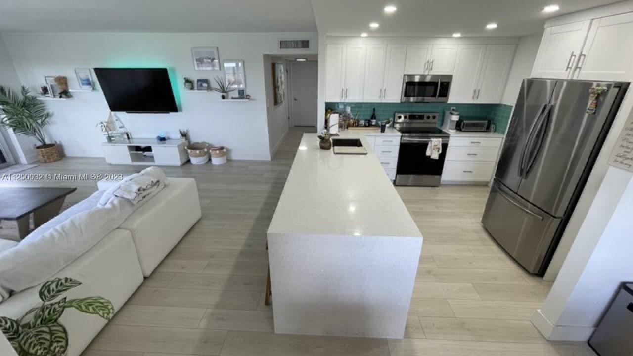 10777 West Sample Road, Unit 807 Coral Springs, FL 33065 - Photo 7 of 17 Gallery Image 7