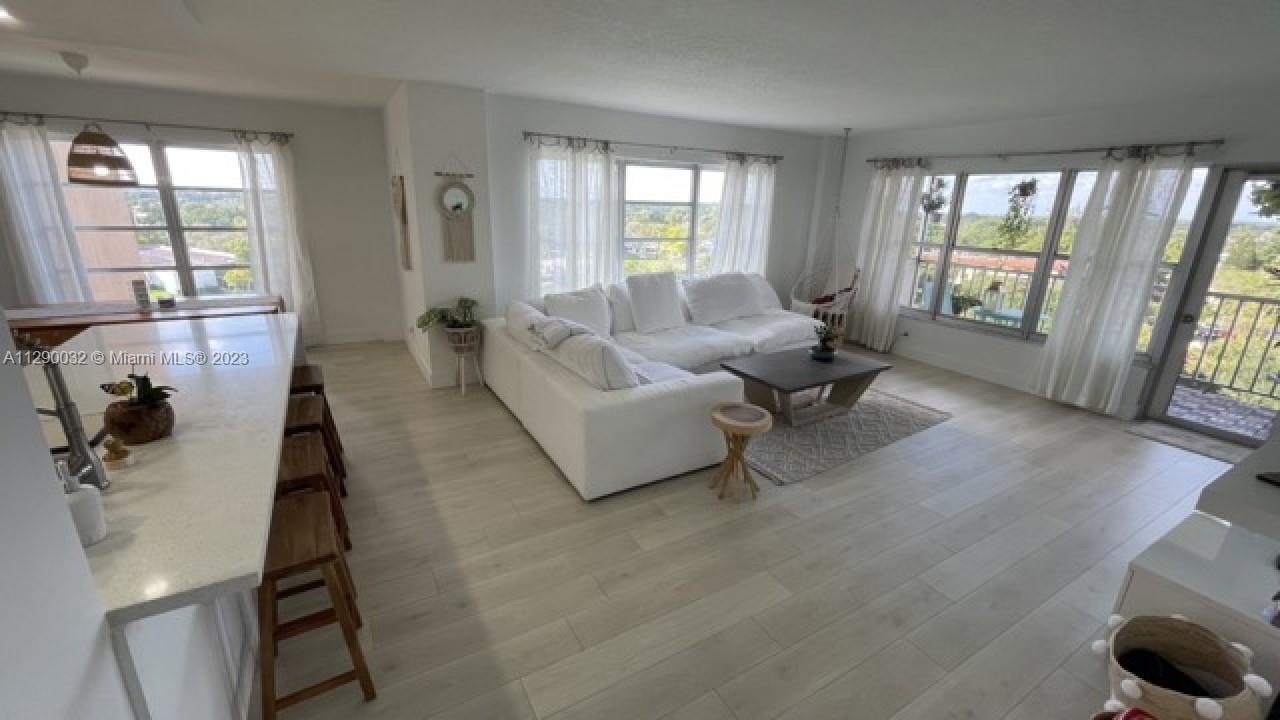 10777 West Sample Road, Unit 807 Coral Springs, FL 33065 - Photo 8 of 17 Gallery Image 8
