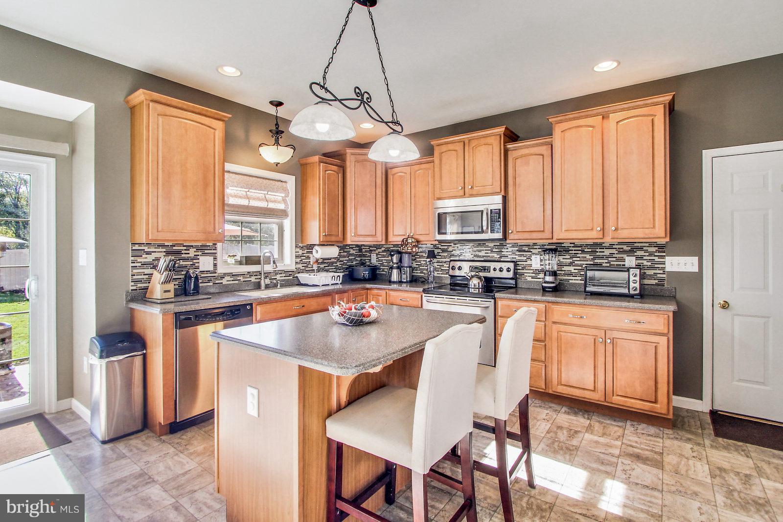 1230 Saddleback Road York, PA 17408 - Photo 8 of 26 Gallery Image 8