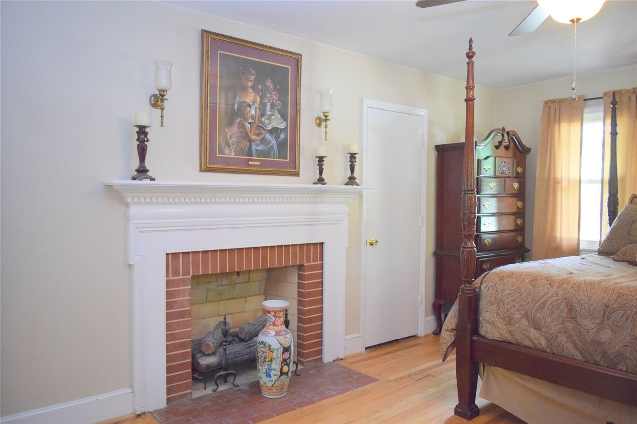5402 Barbee Road Durham, NC 27713 - Photo 5 of 14 Photo 5