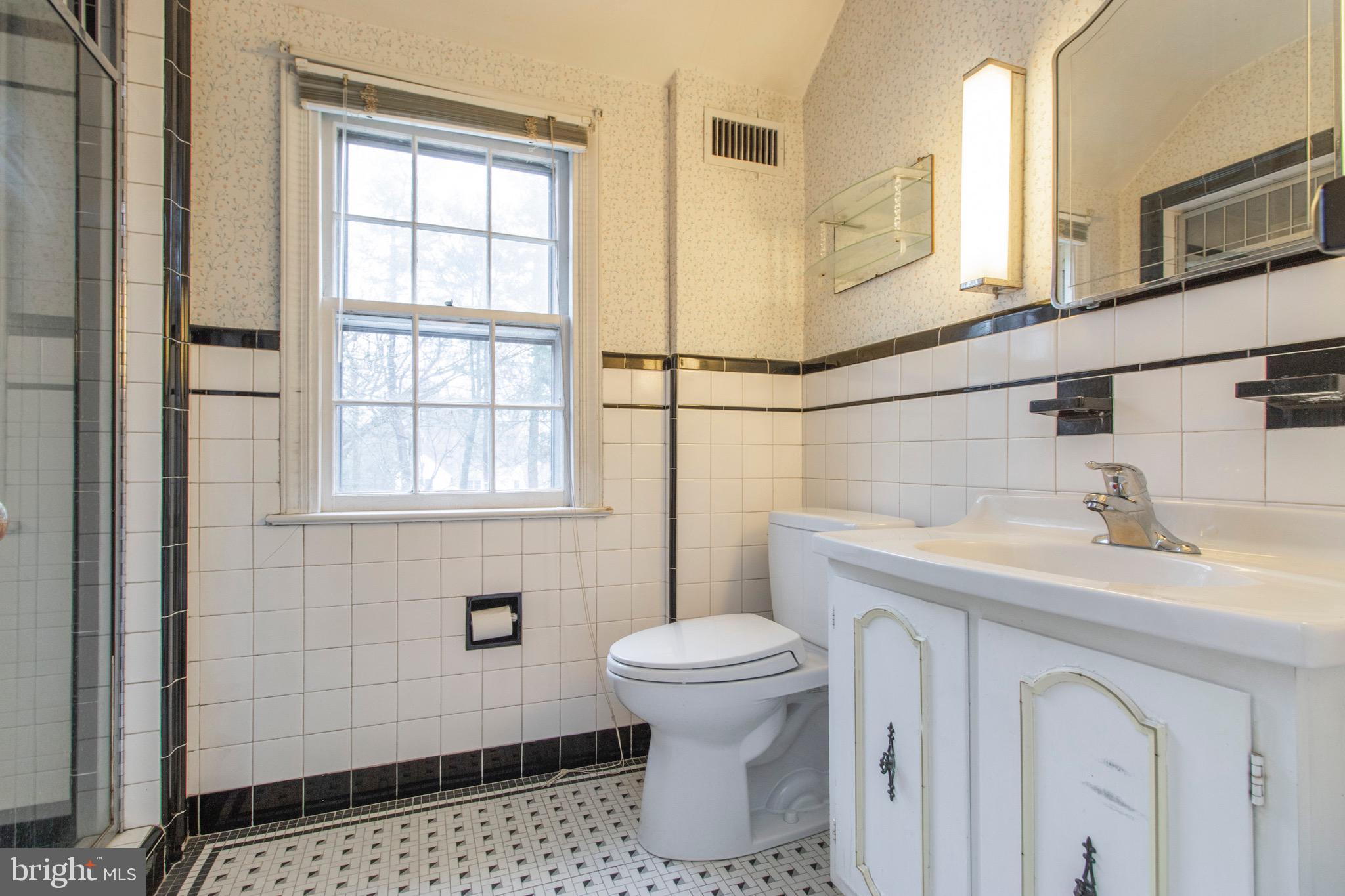 619 Moreno Road Penn Valley, PA 19072 - Photo 41 of 68 Primary Bathroom