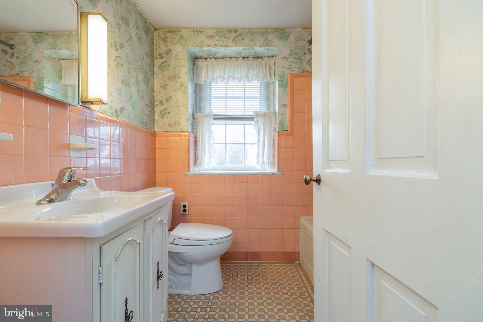 619 Moreno Road Penn Valley, PA 19072 - Photo 42 of 68 Hall Bathroom