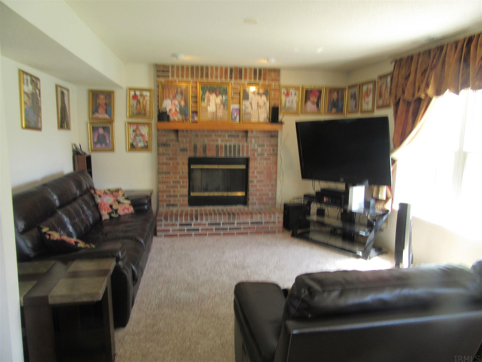 655 Springwater Road Kokomo, IN 46902 - Photo 9 of 26