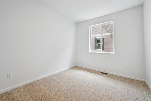 $464,950 | 45933 Wood Thrush Avenue, Bennett, CO 80102