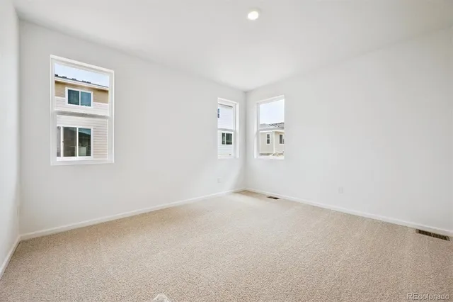 $464,950 | 45933 Wood Thrush Avenue, Bennett, CO 80102