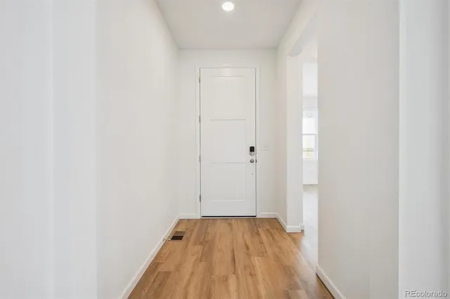 $464,950 | 45933 Wood Thrush Avenue, Bennett, CO 80102