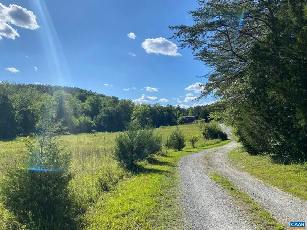 $375,000 | 3984 Presidents Road, Scottsville, VA 24590